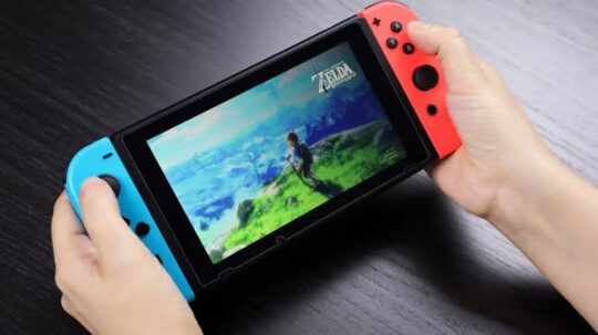 Nintendo reduz previsão de vendas do Switch e atualiza números de jogo