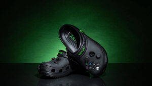 Crocs lança modelo inspirado no Xbox em celebração aos 20 anos do Xbox 360