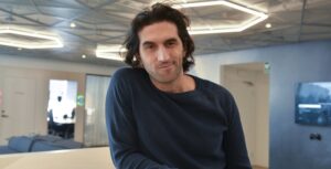 Josef Fares defende a EA e questiona por que a editora virou “bode expiatório” da indústria