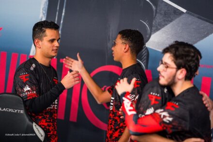 FaZe Clan e FURIA garantem vaga nas semifinais do Six Invitational 2026; Fluxo W7M luta pela sobrevivência nesta segunda
