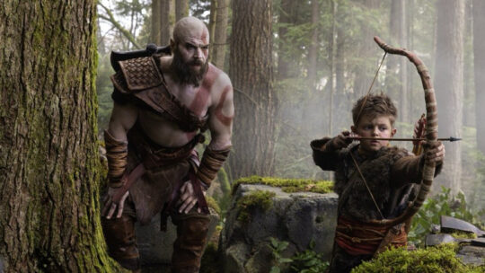 O despertar de Midgard no streaming: Amazon revela primeira imagem de God of War com Ryan Hurst como Kratos
