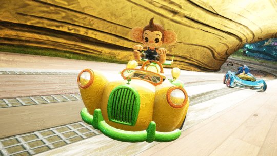 Super Monkey Ball invade Sonic Racing: CrossWorlds com conteúdo gratuito